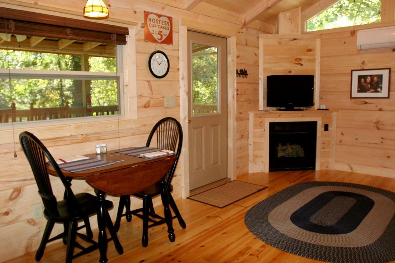 Pine Gables Cabins Villa Lake Lure Eksteriør bilde