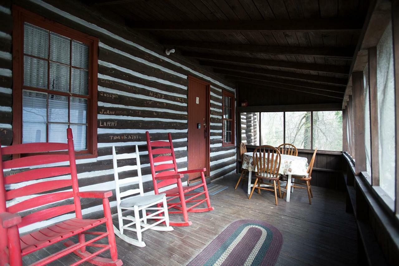 Pine Gables Cabins Villa Lake Lure Eksteriør bilde