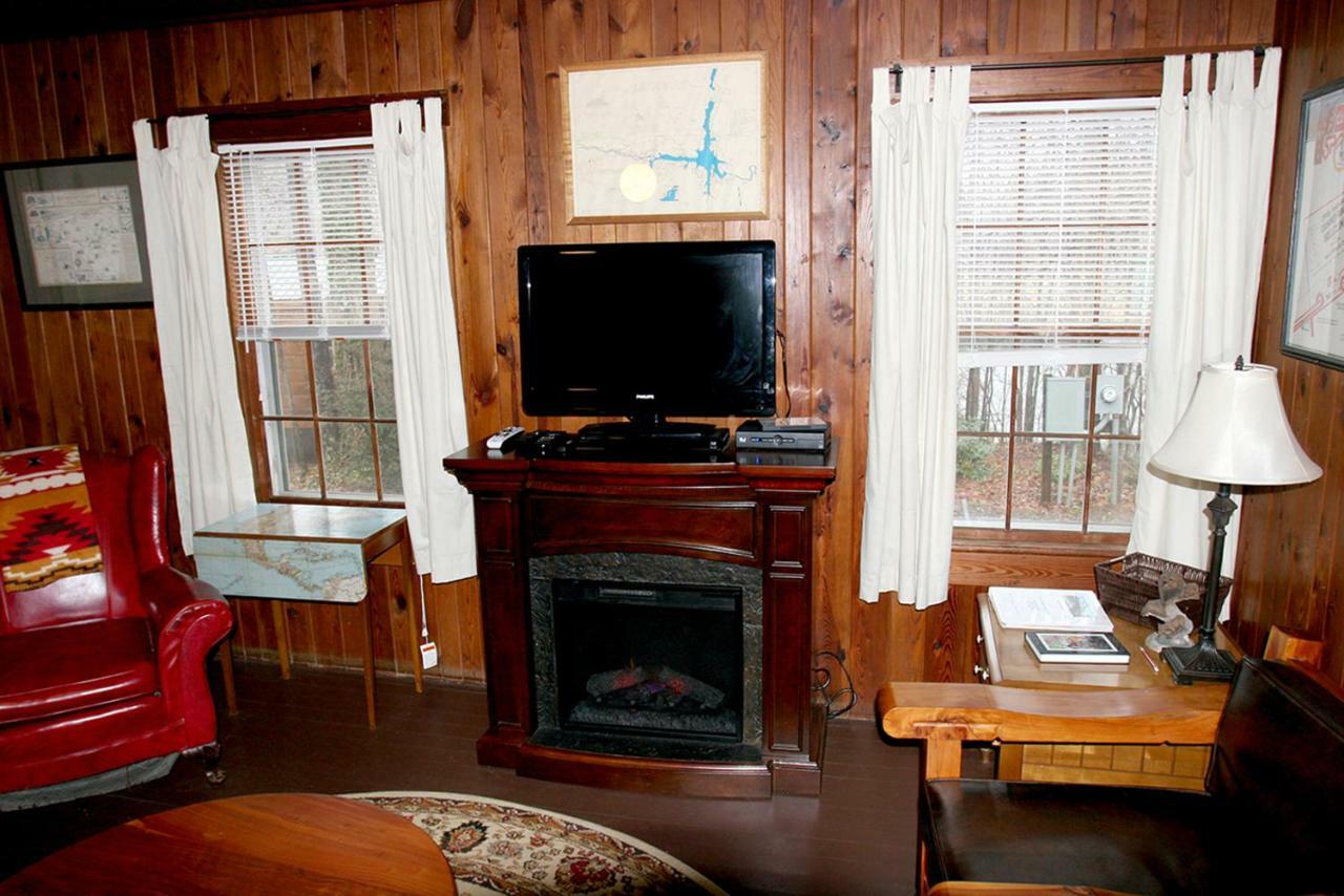 Pine Gables Cabins Villa Lake Lure Eksteriør bilde