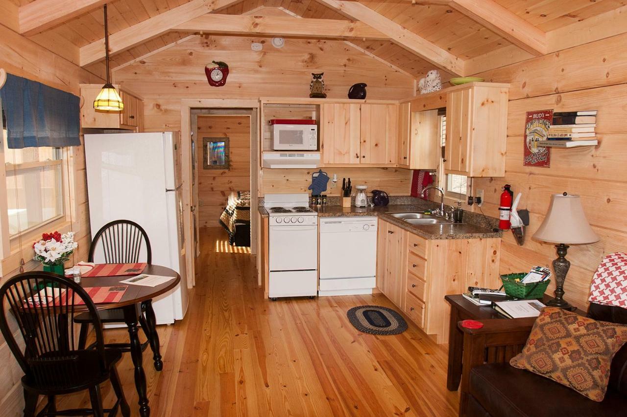 Pine Gables Cabins Villa Lake Lure Eksteriør bilde